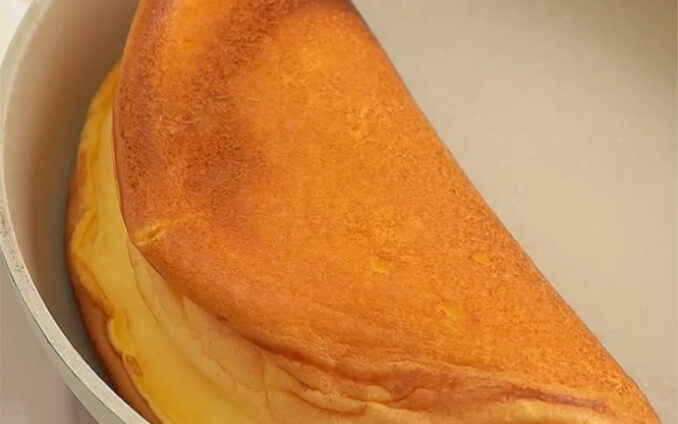 三个鸡蛋就能成功复刻的经典法式甜品-空气舒芙蕾，一次成功，松松软软超好吃！