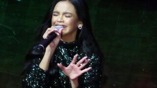 Kilometro - Zephanie Dimaranan [Brian Mcfadden Live in Manila 2019]