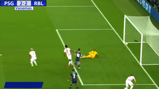 Những trận đấu bóng đá điên rồ nhất mùa giải 2021 2022
