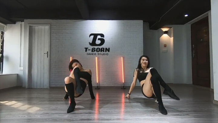 姐不追爱 为爱一事无成 姐爱财 爱财的女人风生水起...