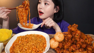 SUB60 ! Carbo-Spicy Chicken Noodles chicken mukbang ASMR