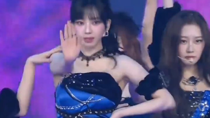 Netizens Slam the Weak Spots of 5th-Gen Girl Groups—Do They Match Your Impression? #NewJeans #IVE #A