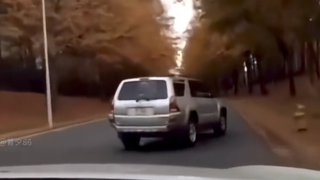 يرجى التوقيع لاستلام نصيبك من السعادة اليومية