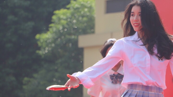 What is it like to dance the sweet duet "gee" at the coming-of-age ceremony?