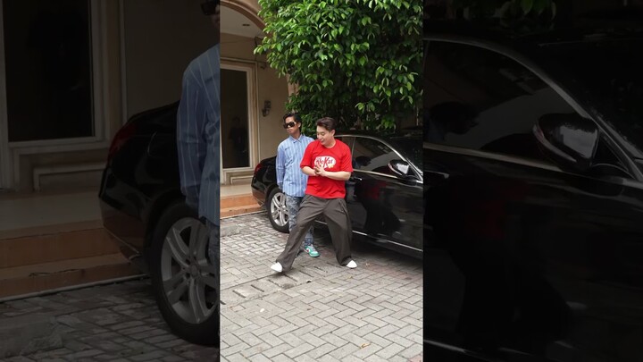 foto dulu pamer mobil baru