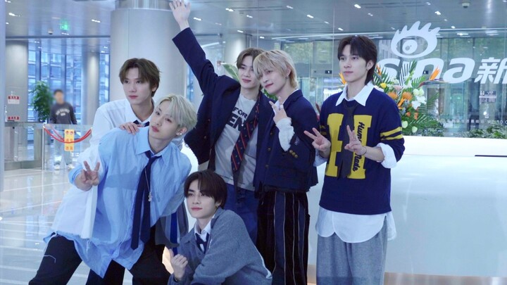 [WayV] Menikmati sendiri tidak sebaik menikmati bersama👥👥💕｜Mengunjungi lantai demi lantai di Weibo