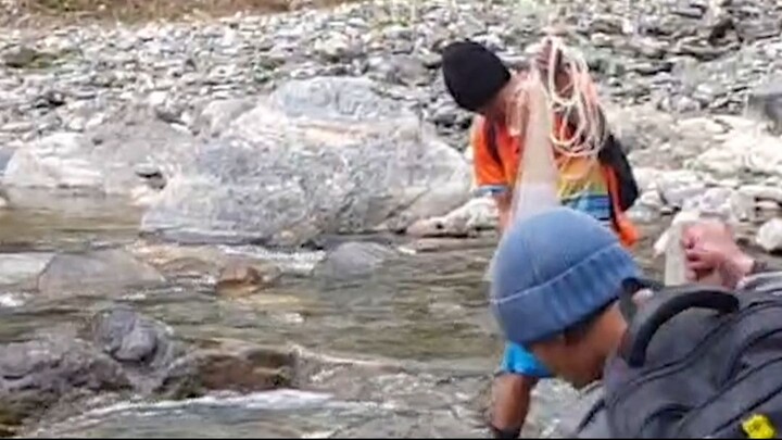 Cast Net Fishing in Nepal | Himalayan Trout Fishing with Hand Made Cast Net | Asala Fishing |