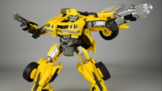 It's so cool to zoom in on the roof! Transformers Movie 700 Micro KO Zoom SS100 Bumblebee