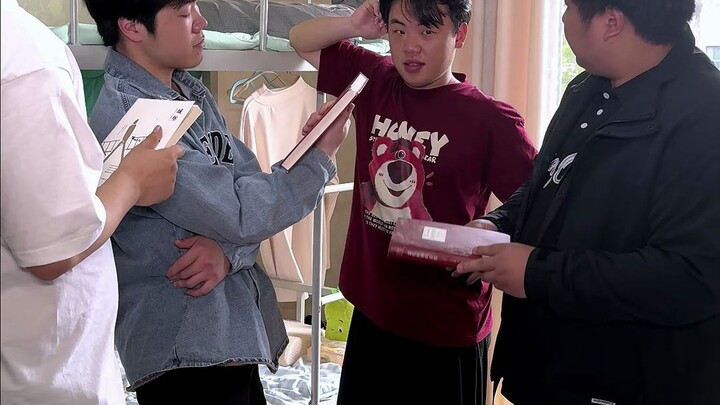 别人只看到我喜欢黑丝，没人看到我压抑的人性