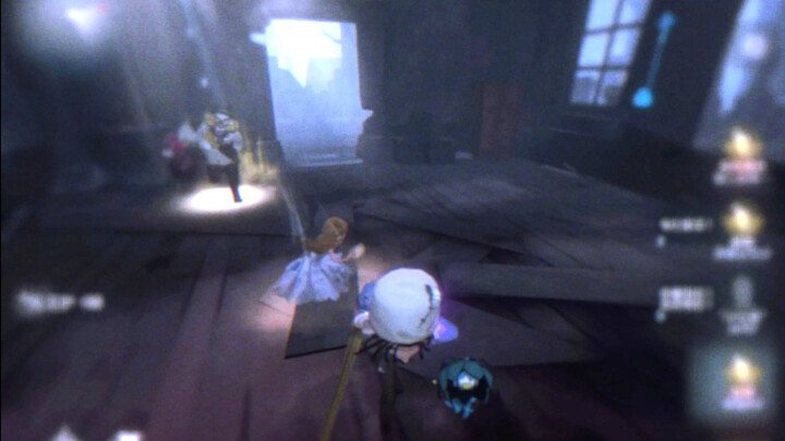 The little girl controls the game in thousands of solo matches!