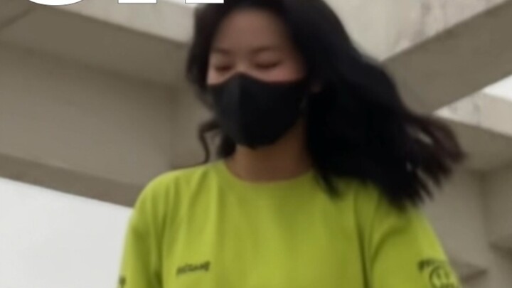 นักเรียนกีฬานอนตายนานสองเดือน เต้นไซเรน