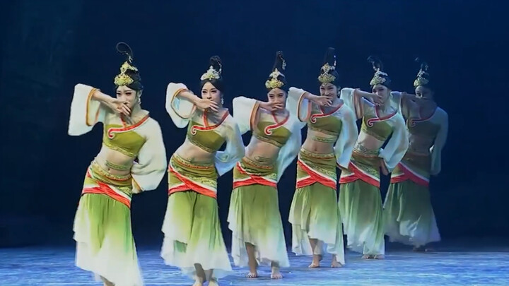 «رقصة شياو لي» الراقص الأصلي قادم! المسرحية الراقصة «غوان يو» من مسرح لويانغ للرقص والغناء، الفصل ال