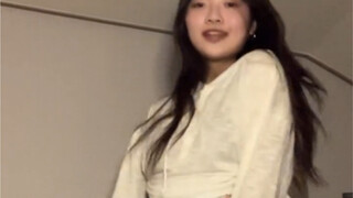 有人知道是什么歌的舞蹈吗 ?! =^•^=