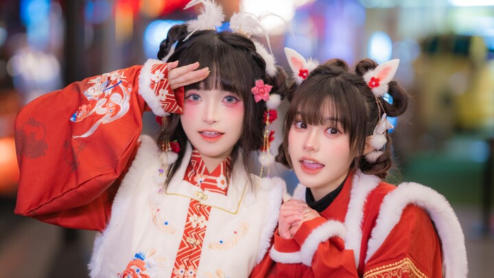 Năm mới thì phải cùng bạn thân diện hán phục dễ thương đi chơi thôi! 丨 Xin lỗi vì quá dễ thương (thậ