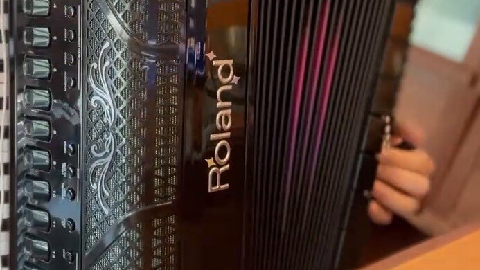 Detective Conan theme song with soulful sound [Electronic Accordion]