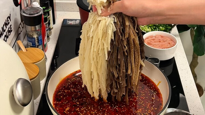 Ketagihan Makan Usus Sapi