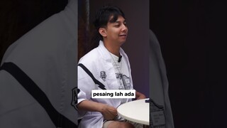coba gw bayangin dulu annya pake kostum JKT4& #altertv #annyaandtheteabox