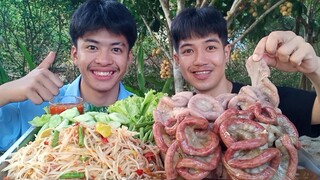 ตำถาดหอยดอง ไส้อ่อนทั้งอบทั้งต้มแบบนุ่มแบบหนึบ กินกับส้มตำแซ่บลงตัว.