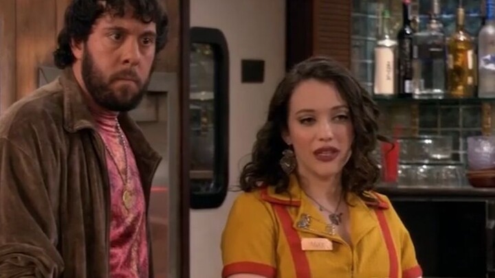 [2 Broke Girls] Oleg: Menjemput gadisku di wilayahku sendiri? Berapa kali Anda ingin mati?