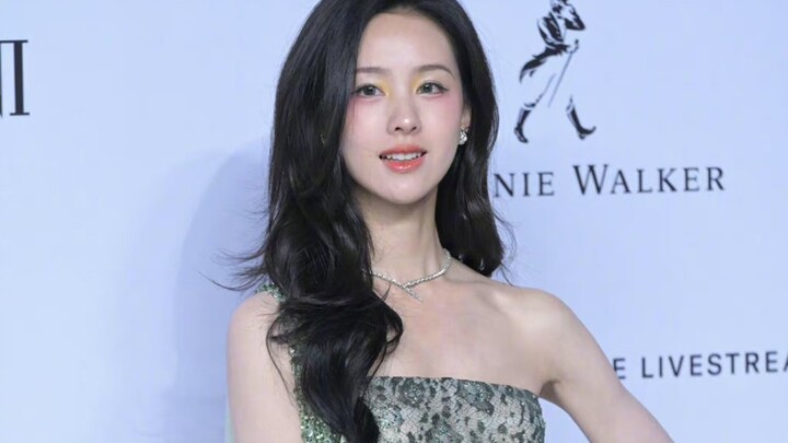 “Gương mặt của cô ấy chính là tuyệt chiêu hạ gục” Màn trang điểm và tạo hình lần này thực sự xuất sắ