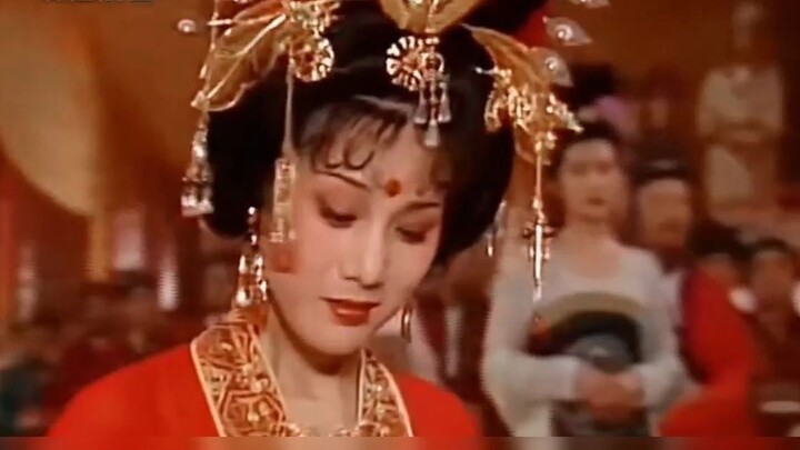 Biểu diễn đúng và biểu diễn sai cách sử dụng buyao, có ổn không khi vung nó cho vui?