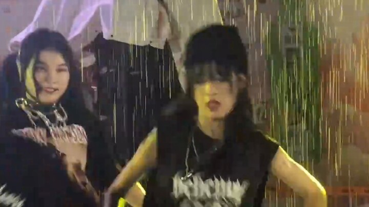 สู่พายุฝนที่เกิดขึ้นเพียงครั้งเดียวในชีวิตของฉัน | การตัดต่อคลิปภาพตรงของซูยอนในเพลง "RING ma Bell" 