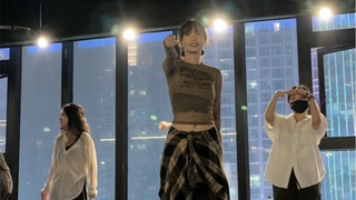 你在哪里——小橘编舞｜“love me love me now 时间到！”