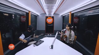 Adie performs "Paraluman" LIVE on Wish 107.5 Bus