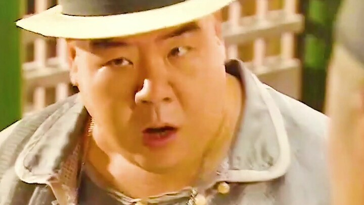 男人每次吃面前都会将五花肉切成一公分的薄片