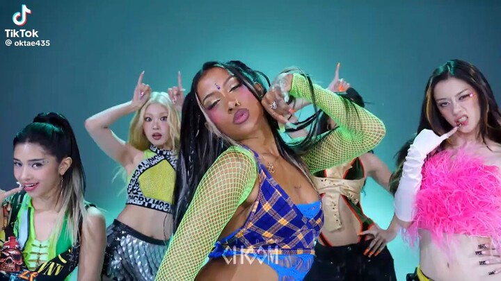 Katseye "Pinky Up" -Choom-