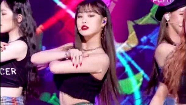 Mới thêm một triệu!! (G)I-DLE Seo Soojin Uh-Oh chính thức đạt 1,38 triệu lượt xem!