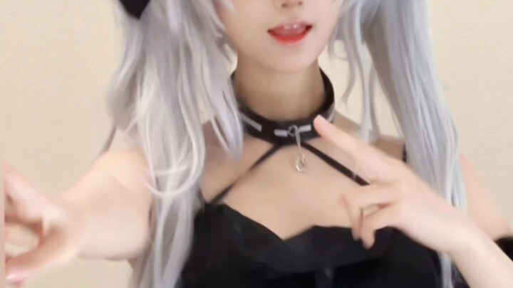 Please help me, senpai (>﹏<)