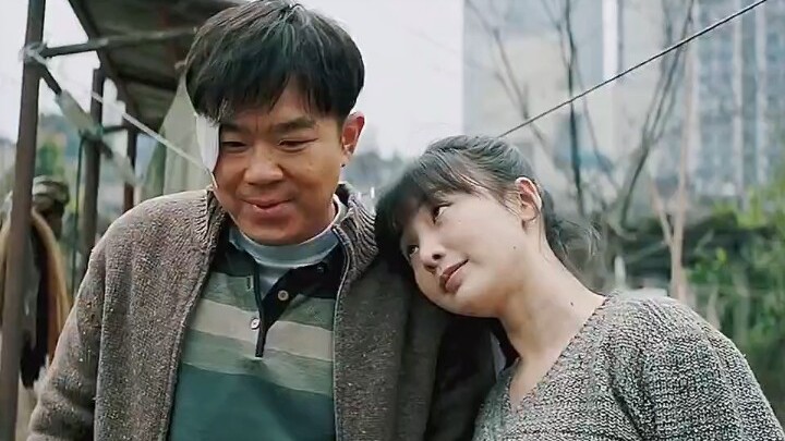 ความรักคือการเป็นห่วงกันและคอยอยู่เคียงข้างกัน ความรักคือการสัมผัสได้จากทุกรายละเอียดในชีวิต