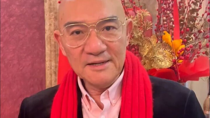 Bát A Ca mời rượu