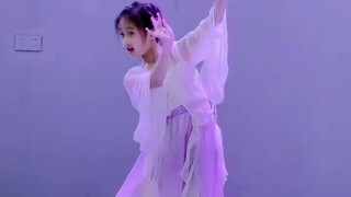 Bunga ungu menari dengan lembut, dan bunga-bunga berjatuhan ke bumi｜"Jatuh"