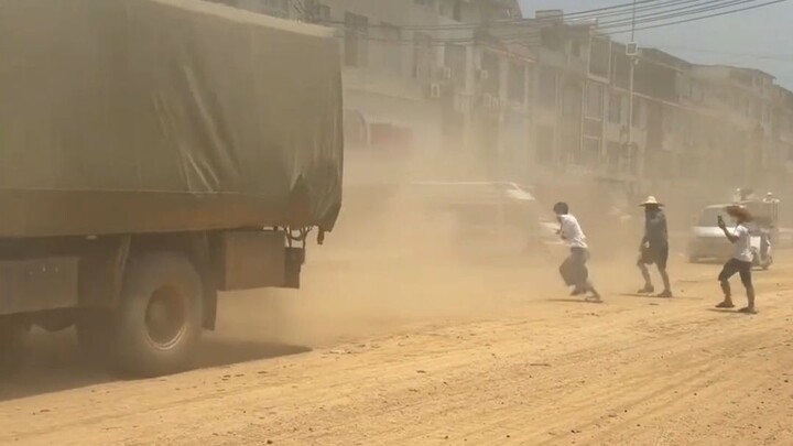 After the disaster, Guangxi really looks like Africa.