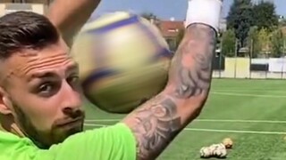 การรวบรวม MEMES ที่ผิดปกติ V186