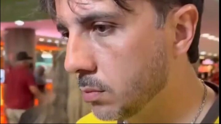 RENAN SANTOS ESCULACHA A GLOBO E ATACA FLÁVIO BOLSONARO