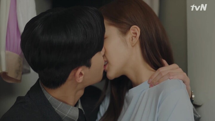 Sungguh manis Adegan kiss scene Drama Korea