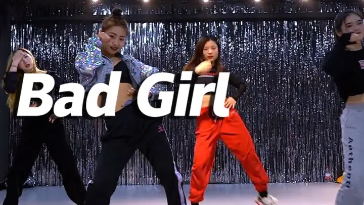 Yinyin dance woo!ah! - "Bad Girl", playful and hot [Pocket Dance]