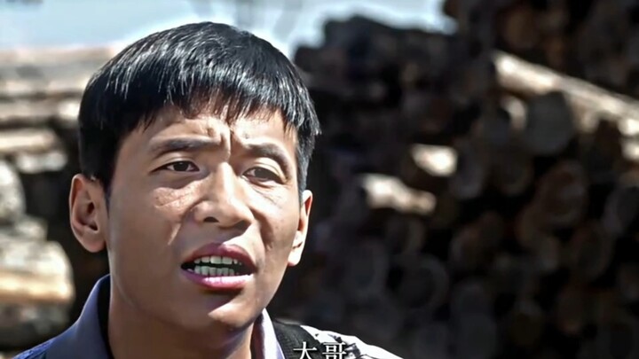 “Young man identifies rosewood by taste and unexpectedly lands a 30,000‑yuan‑a‑month job!”