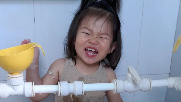 Tentang Bagaimana Saya Membuat Meja Main Air untuk Anak Laki-laki dari Pipa Baja Bekas