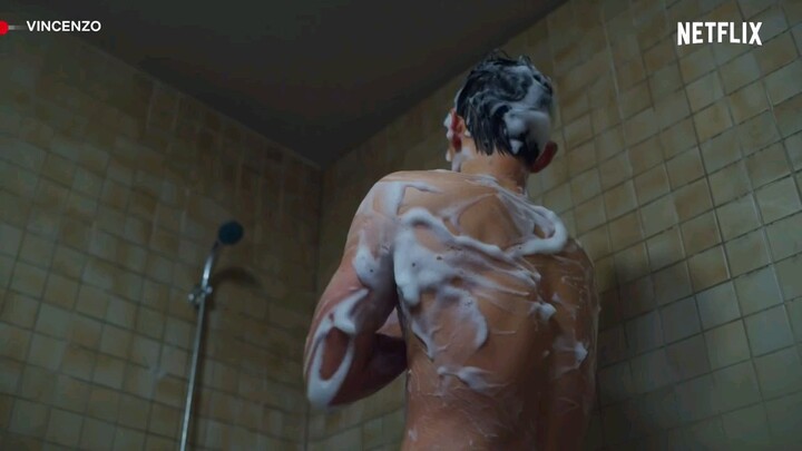 Song Joong-ki lagi mandi