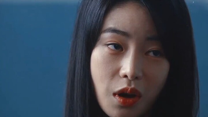 คนที่เหงาและรักอยู่ในใจเขาคือใครกันแน่! เพิ่งหย่ากับยอนจิน แต่กลับหันไปคิดถึงข้าวปั้นของมุนดงอึนที่ร
