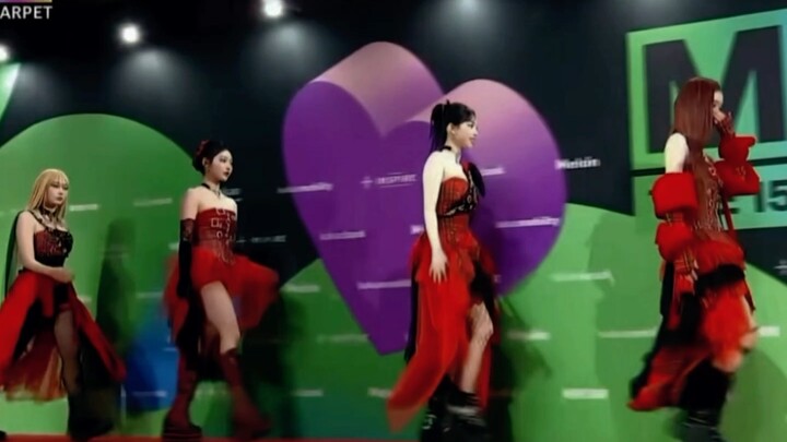 [aespa] รู้ไหมว่าทำไมนาฬิกาจับเวลาสี่เข็มถึงหยุดได้แค่เพื่อนร่วมทีมเท่านั้น?