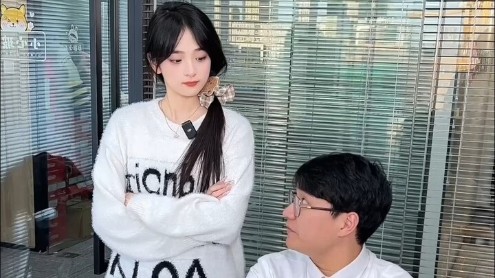 Đã có cả mỹ nữ lẫn đồng phục rồi, các sếp hài lòng chưa nhỉ?