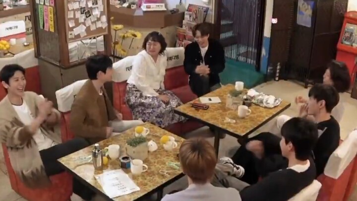 【EXO】Teaser variety show terbaru dengan enam member, “Sister's Cafe”, tunggu kedatangannya!
