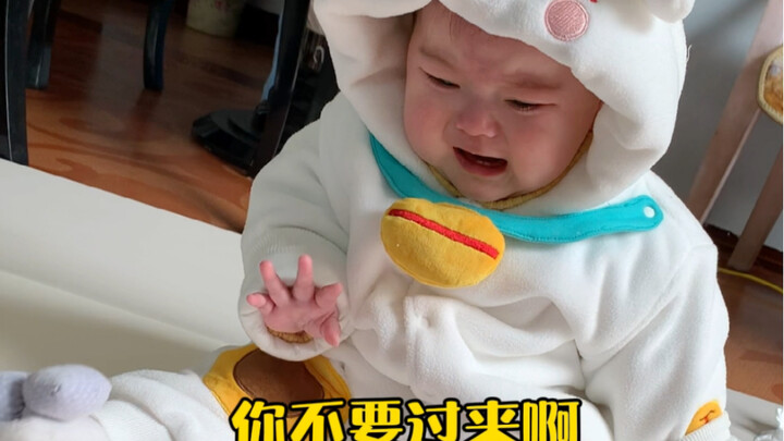 Tolong! Kok benda ini masih bisa berjalan? Gak ada yang kasih tahu aku!