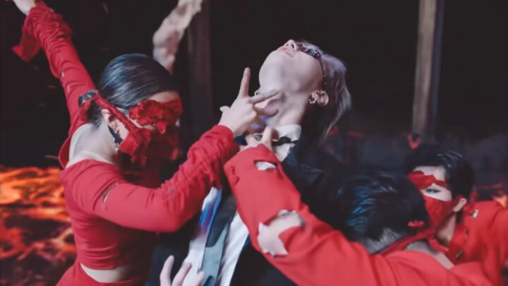 معالجة Bite Me خنق الرقبة