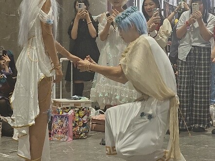 萤火虫漫展求婚现场